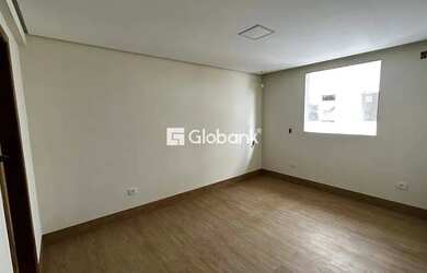 Imagem 8: Apartamento em Montes Claros, no bairro Funcionários, à venda