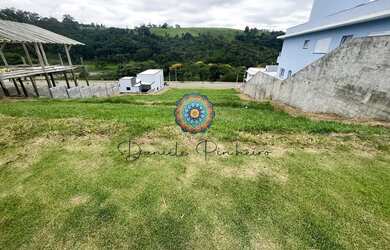 Imagem: O terreno possui 380m² de Área e está localizado em Bairro