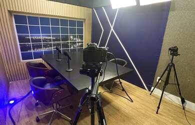 Imagem 6: Estúdio completo para podcast