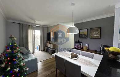 Imagem: O apartamento possui 3 Dormitórios, 2 Banheiros, 2 Vagas na