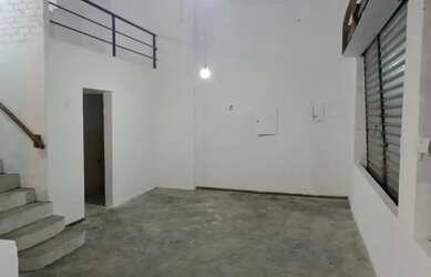 Imagem: O depósito possui 48m² de Área e está localizado em Méier