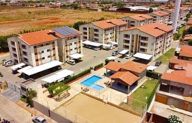 Imagem: O apartamento possui 2 Dormitórios, 1 Banheiro, 1 Vaga na garagem