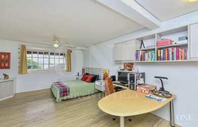 Imagem 16: Casa com Piscina, Elevador e 3 vagas de garagem no bairro Chácara das Pedras!