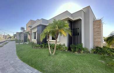 Imagem: A casa em condomínio possui 3 Dormitórios, 5 Banheiros, 2