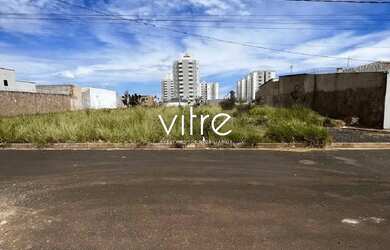 Imagem: O terreno possui 250m² de Área e está localizado em Minas