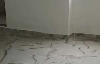 Imagem: A casa possui 1 Dormitório e 1 Banheiro e está localizado