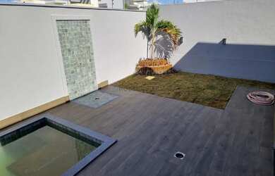 Imagem: A casa em condomínio possui 3 Dormitórios, 2 Banheiros, 2