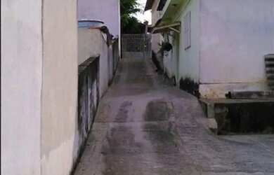 Imagem: O terreno possui 400m² de Área e está localizado em Vila