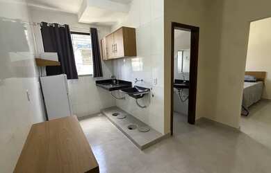 Imagem: O apartamento possui 1 Dormitório, 1 Banheiro, 27m² de Área