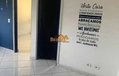 Imagem: O apartamento à venda possui 2 Dormitórios, 1 Banheiro, 1