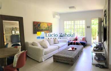 Imagem: A casa em condomínio possui 2 Dormitórios, 3 Banheiros, 2