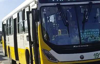 Imagem 7: Vende-se terreno 7 por 12 localizado no residencial tucano portaria 24...