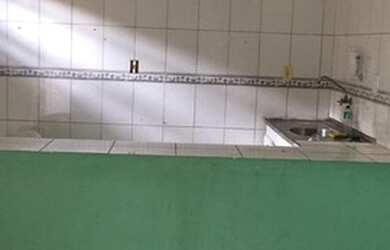 Imagem 2: Aluga-se casa na avenida San Martin no Guigo ler descrição