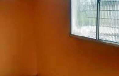 Imagem: A casa possui 2 Dormitórios, 1 Banheiro e está localizado