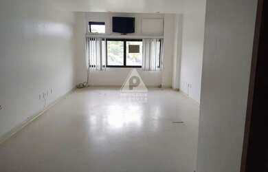 Imagem: O depósito possui 30m² de Área e está localizado em Recreio