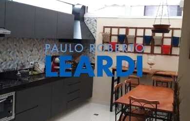 Imagem: O apartamento possui 2 Dormitórios, 2 Banheiros, 2 Vagas na