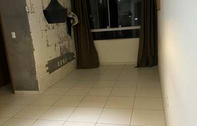 Imagem: O apartamento possui 2 Dormitórios, 1 Banheiro e 1 Vaga na