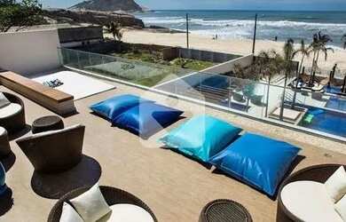 Imagem: O apartamento possui 3 Dormitórios, 1 Banheiro, 1 Vaga na garagem