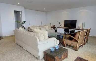 Imagem: O apartamento na cobertura possui 4 Dormitórios, 1 Banheiro