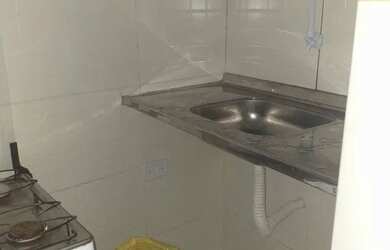 Imagem: A casa possui 1 Dormitório, 1 Banheiro e está localizado