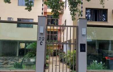 Imagem: O apartamento possui 3 Dormitórios, 1 Banheiro, 1 Vaga na garagem