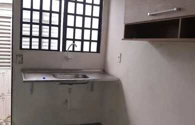 Imagem: A casa possui 1 Dormitório, 1 Banheiro, 1m² de Área e está