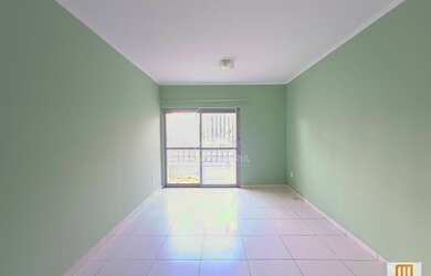 Imagem: O apartamento possui 3 Dormitórios, 2 Banheiros, 1 Vaga na