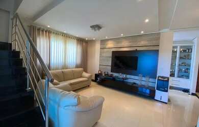 Imagem: O apartamento possui 3 Dormitórios, 3 Banheiros, 2 Vagas na