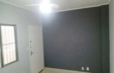 Imagem: O apartamento possui 1 Dormitório, 1 Banheiro, 1 Vaga na garagem