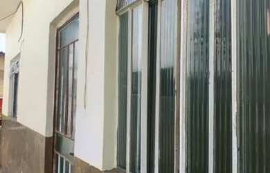 Imagem: A casa possui 1 Dormitório, 1 Banheiro e está localizado