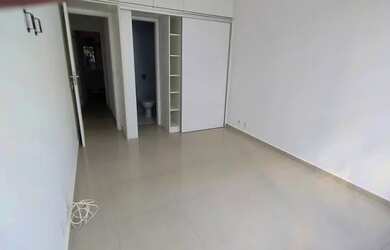 Imagem 8: Apartamento para aluguel tem 100 metros quadrados com 3 quartos em Copacabana...