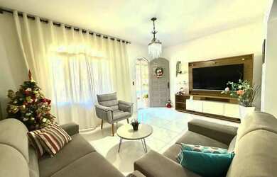 Imagem 8: Casa com 4 dormitórios à venda em Penha/SC