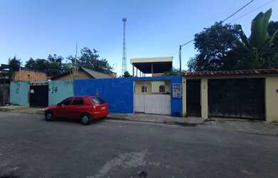 Imagem 2: //Casa com quintal e garagem próxima à Itaúba