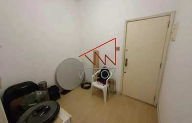 Imagem: A kitnet possui 1 Banheiro, 32-0m² de Área e está localizado