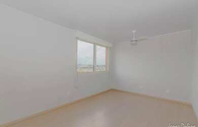 Imagem: O apartamento possui 1 Dormitório, 1 Banheiro, 32m² de Área