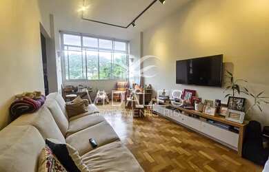 Imagem 2: LINDO APARTAMENTO REFORMADO COSME VELHO