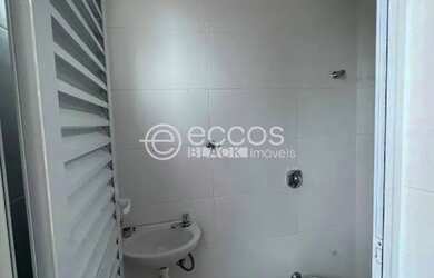 Imagem 12: Apartamento para aluguel, 3 quartos, 1 suíte, 2 vagas, Copacabana - Uberlândia/MG