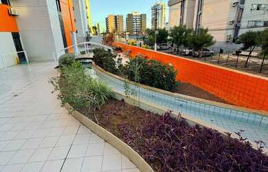 Imagem: O apartamento possui 3 Dormitórios, 2 Banheiros, 1 Vaga na