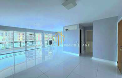 Imagem: O apartamento possui 4 Dormitórios, 4 Banheiros, 3 Vagas na