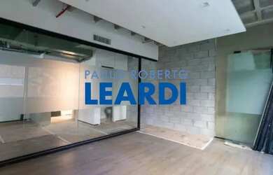 Imagem: O depósito possui 31m² de Área e está localizado em Vila