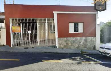 Imagem: A casa possui 2 Dormitórios, 3 Banheiros, 1 Vaga na garagem