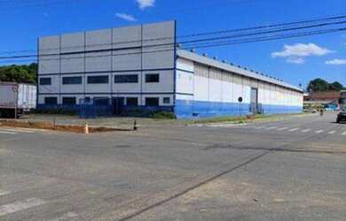 Imagem: O depósito possui 2.350m² de Área e está localizado em