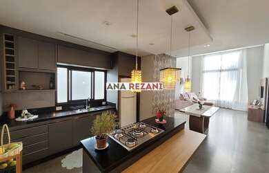 Imagem: A casa em condomínio possui 3 Dormitórios, 5 Banheiros, 2