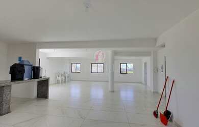 Imagem: O apartamento possui 1 Dormitório, 1 Banheiro, 1 Vaga na garagem