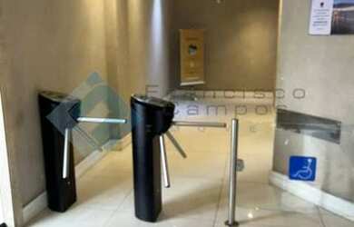 Imagem: O depósito possui 1 Vaga na garagem, 27m² de Área e está