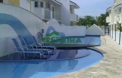 Imagem: A casa em condomínio possui 4 Dormitórios, 5 Banheiros, 3