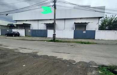 Imagem: O depósito possui 5 Vagas na garagem, 3.000m² de Área e