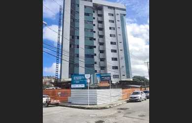 Imagem: O apartamento possui 3 Dormitórios, 3 Banheiros, 2 Vagas na