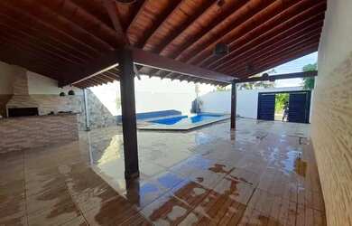 Imagem 4: Casa de festa. Piscina, Churrasqueirae2 Vagas na garagem
