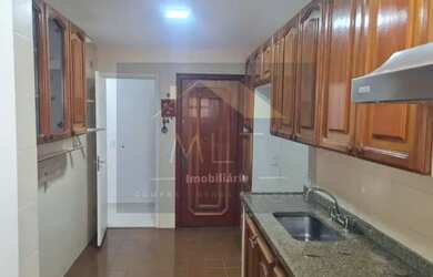 Imagem: O apartamento possui 3 Dormitórios, 3 Banheiros, 2 Vagas na